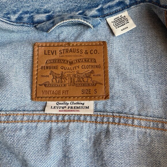 Levis Mens Denim Trucker Jacket - Picture 4 of 7